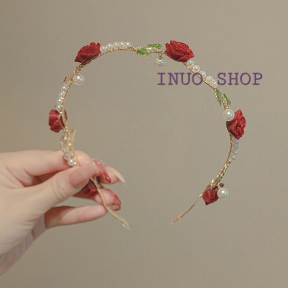 Arco de perlas y flores vintage